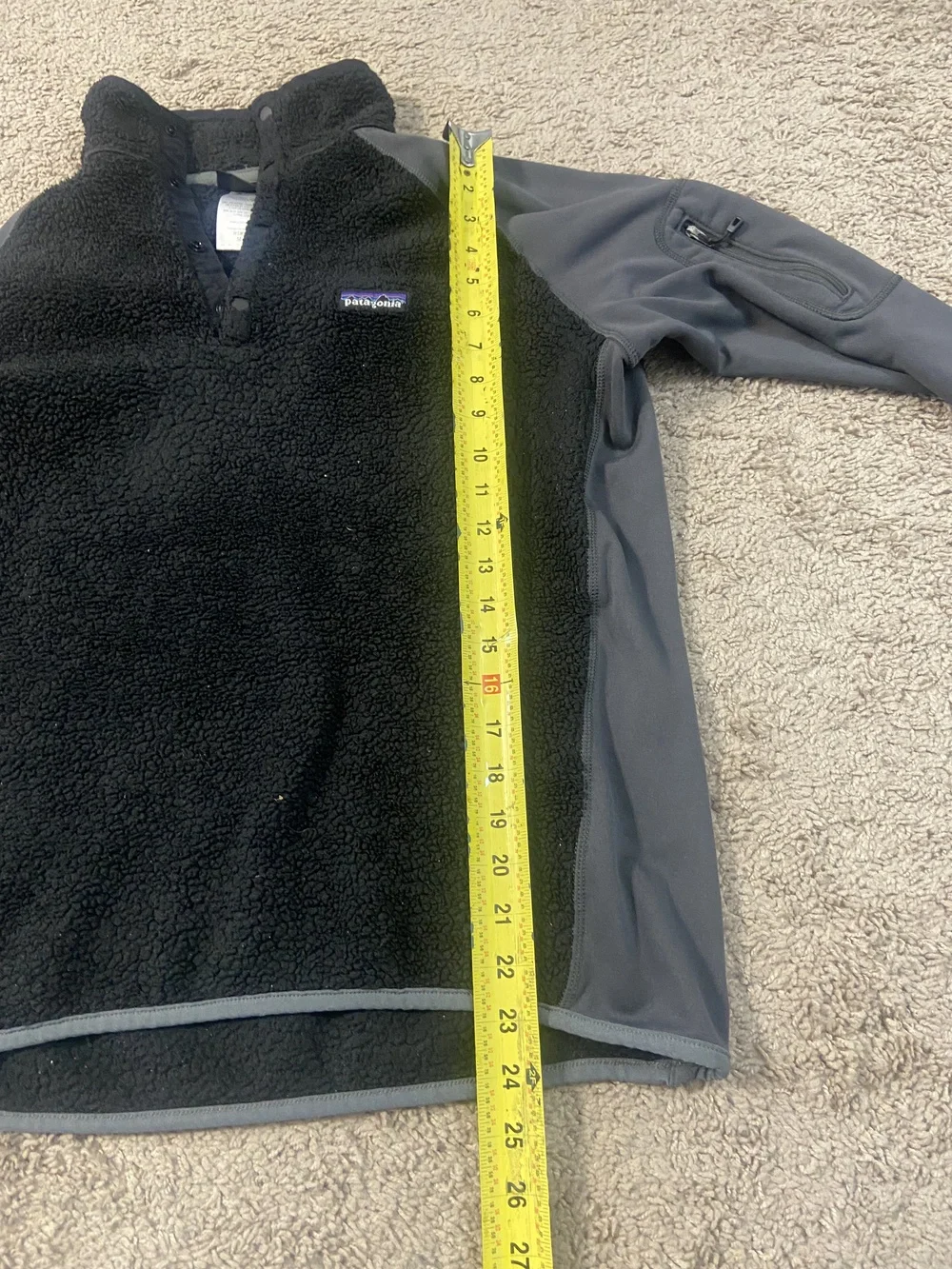 Patagonia Sweater Mens Medium Black Gray Quarter Snap Fleece Pullover Outdoors